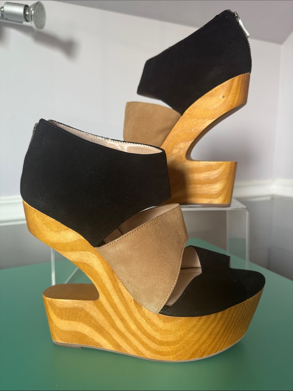 Dolce Vita ‘Julia’ Black & Tan Suede Strappy Wooden Block Platform Size 10 NIB!